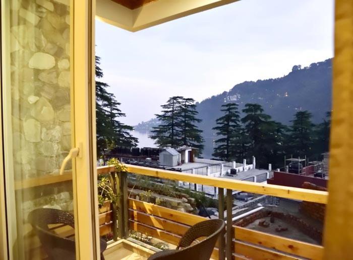 Season Hotel ナイニタール エクステリア 写真